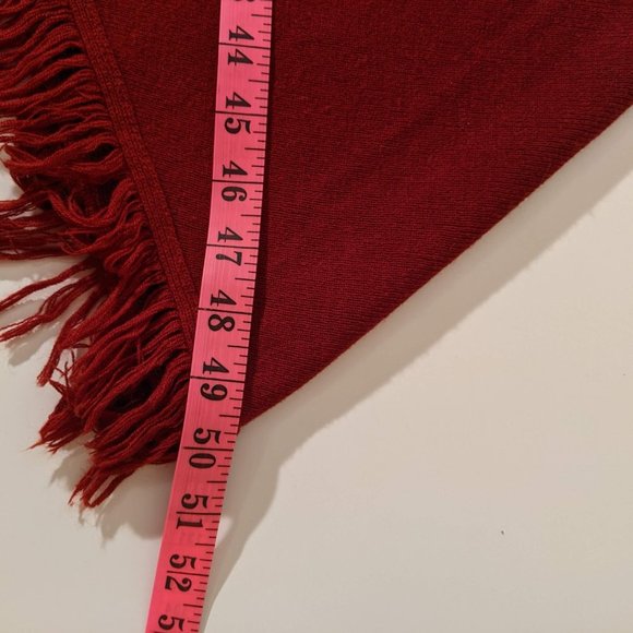 Nina Leonard Bourbon/Red Poncho. One size fits all - Picture 8 of 11